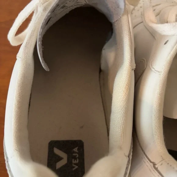 Veja V10 White/Natural lace-up sneakers - EU 40 / US 9 - Picture 12 of 16